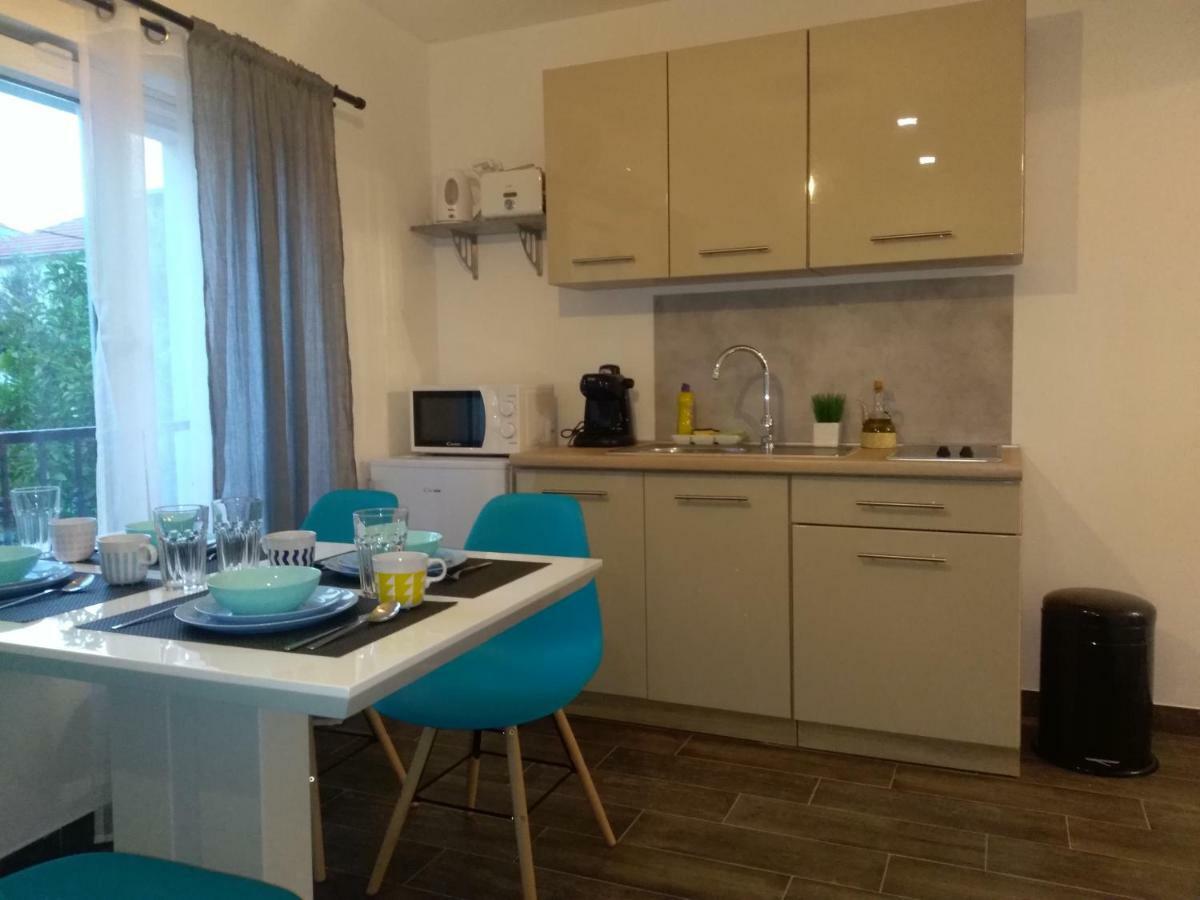 Apartment Simply Rodin Kastela Luaran gambar